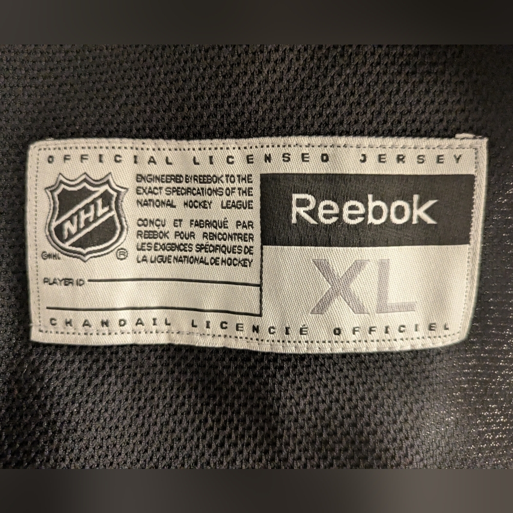 Sidney Crosby 87 Captain Pittsburgh Penguins Hockey Jersey - Picture 4 of 5